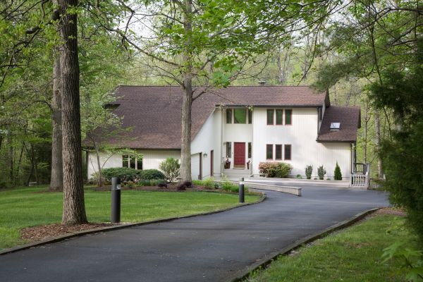 Blacktop Driveway Replacement - Blacktop Driveway Replacement Nashua, New Hampshire